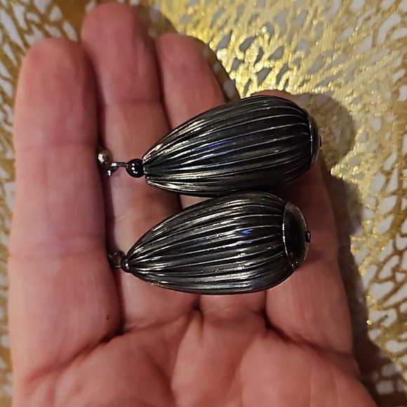 Unique Gunmetal Teardrop Earrings - Picture 3 of 5